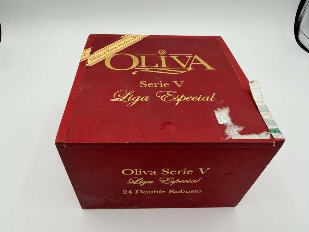Oliva Serie V Liga Especial Hand Made Wooden Nicaragua Cigar Box